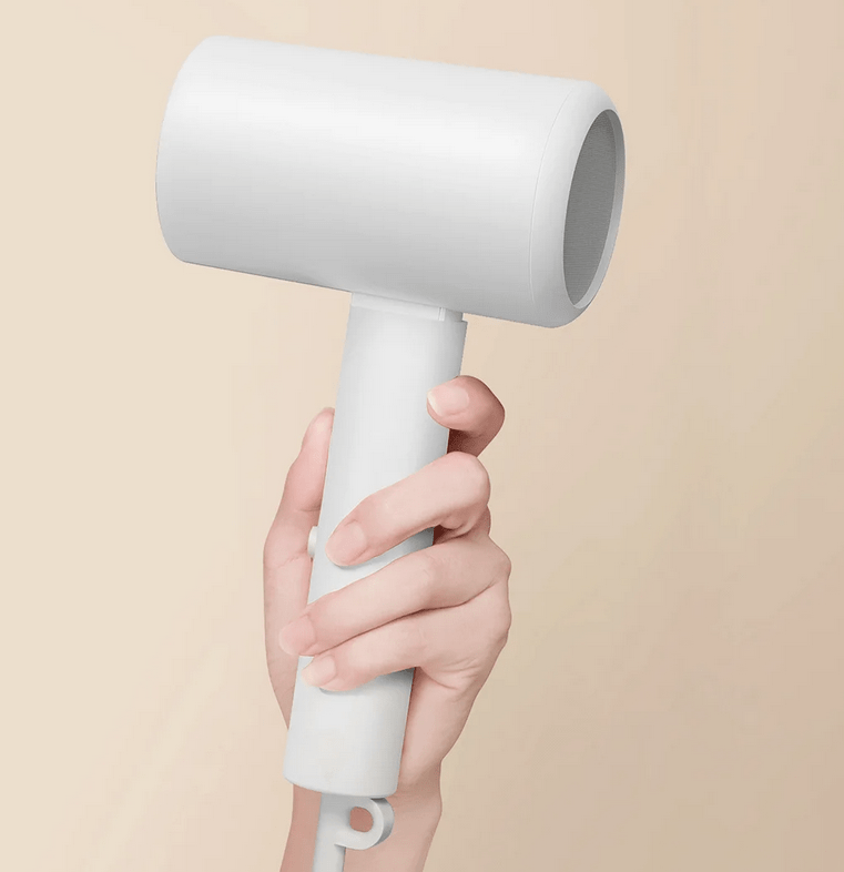 El diseño innovador del sistema de calentamiento del Xiaomi H101 busca proteger tu cabello mientras lo secas. Xiaomi Compact Hair Dryer H