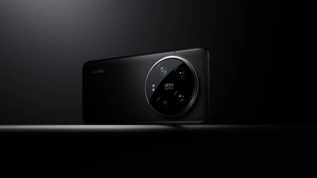 El Xiaomi 15 Ultra destaca con su cámara telefoto de 200 MP y zoom óptico de 10x, redefiniendo la fotografía móvil.
