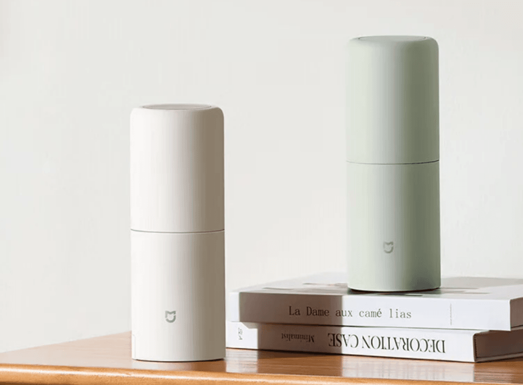 Descubre el nuevo dispensador de agua caliente portátil Xiaomi Mijia, con calentamiento en 3 segundos y funciones avanzadas para un uso práctico en cualquier lugar.