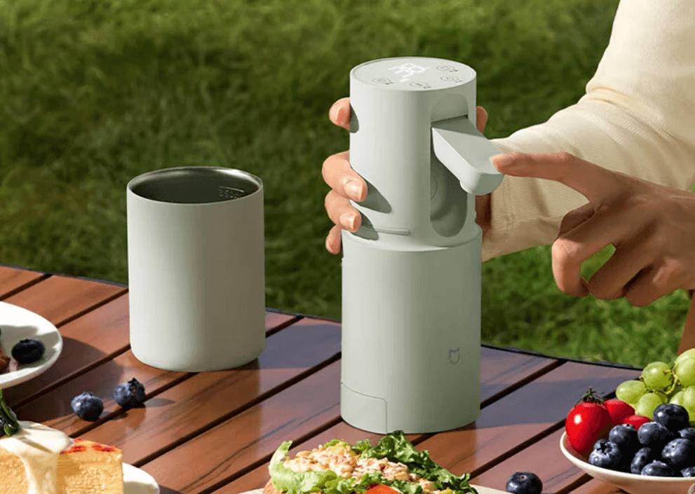 Descubre el nuevo dispensador de agua caliente portátil Xiaomi Mijia, con calentamiento en 3 segundos y funciones avanzadas para un uso práctico en cualquier lugar.