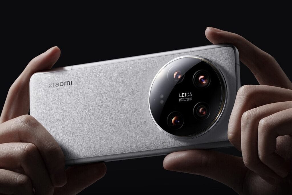 El Xiaomi 15 Ultra es un paso adelante en la evolución de los smartphones. Con su tecnología de eSIM y un sistema de cámaras impresionante