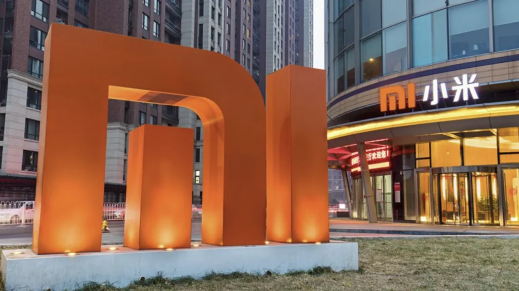 Xiaomi lidera el mercado de teléfonos móviles en marzo de 2025 en China, destacando su innovación y crecimiento.