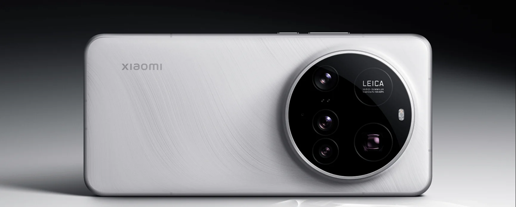 Xiaomi 17 Ultra - en su color azul